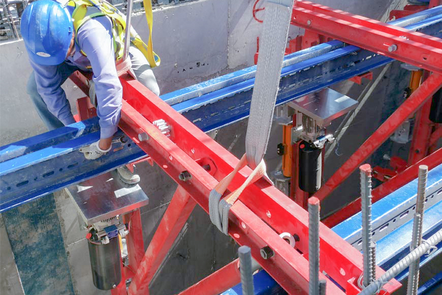 Self-climbing Formwork TSC50 & TSC100 